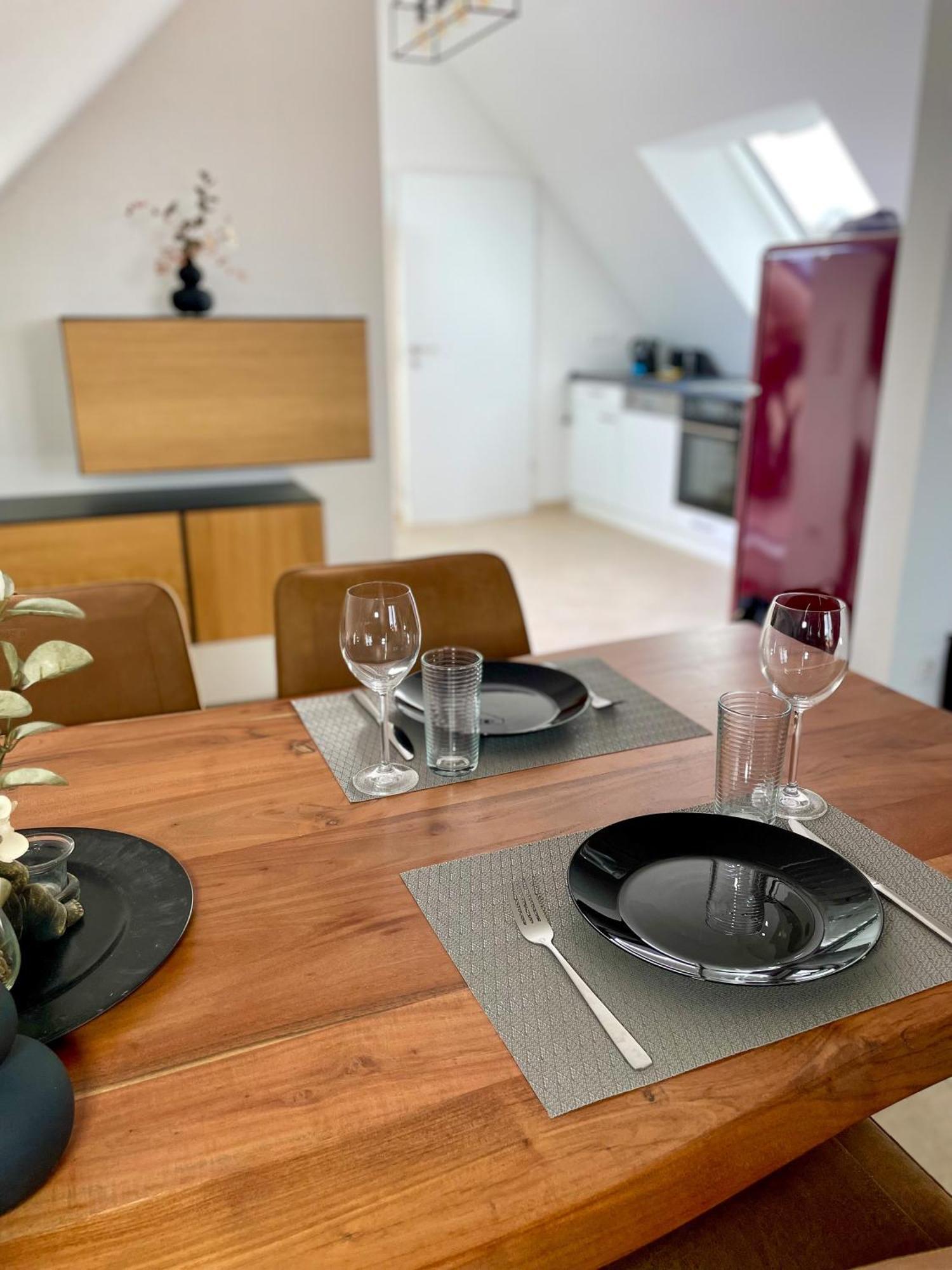 Ahaus: Stadtoase Mit Terrasse & Privater Garage ภายนอก รูปภาพ