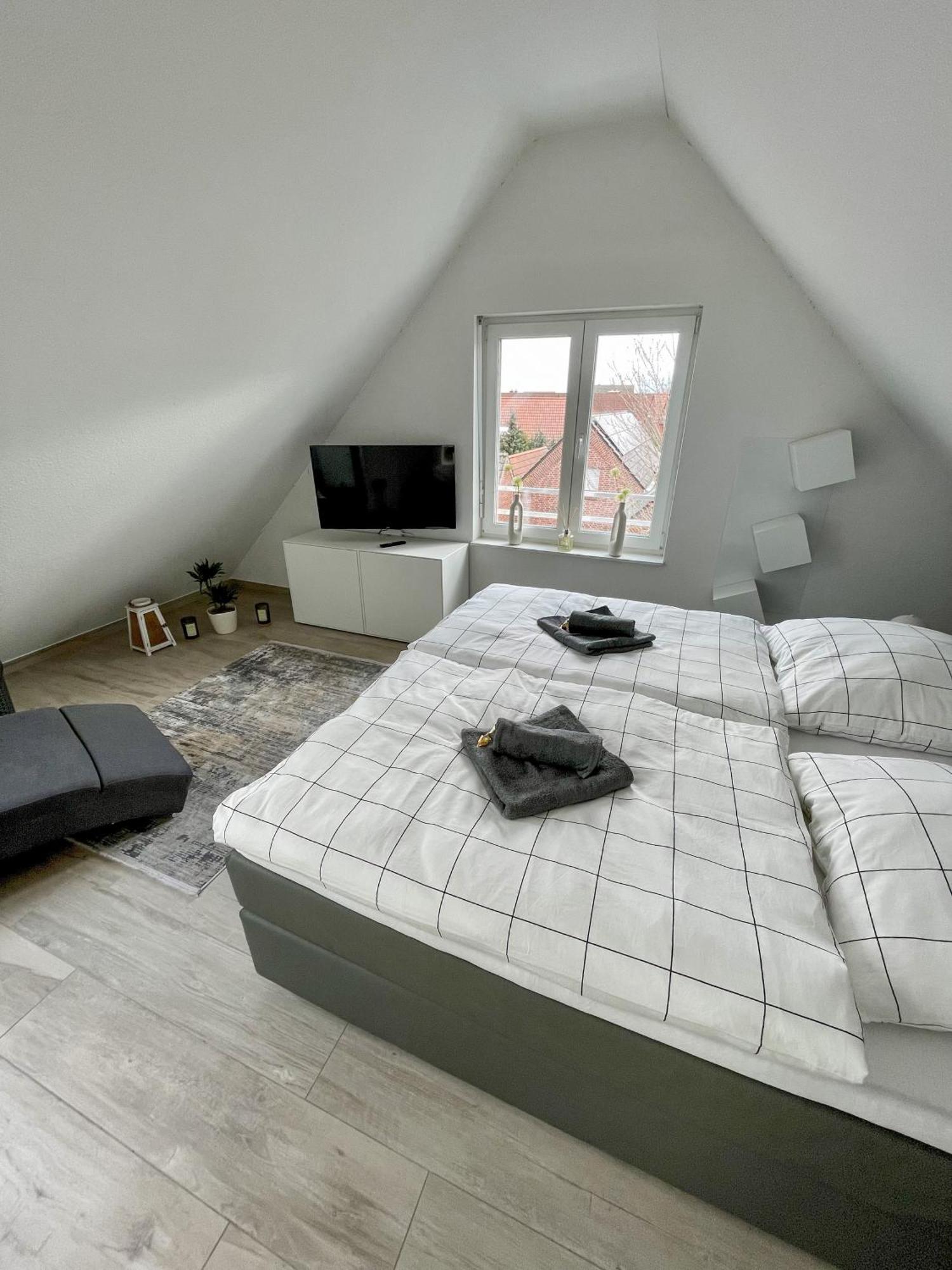 Ahaus: Stadtoase Mit Terrasse & Privater Garage ภายนอก รูปภาพ